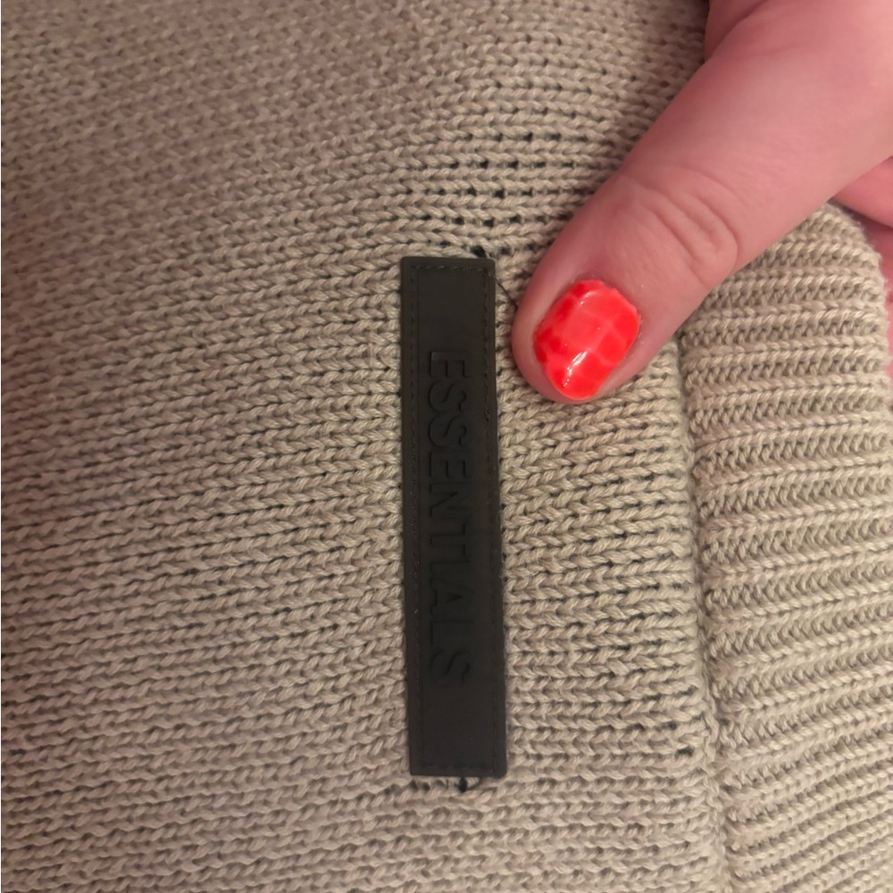 Essentials Cream Knit Pullover - image 4